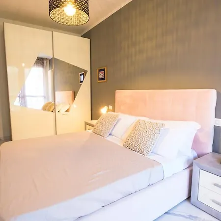 Mima Littlesuite